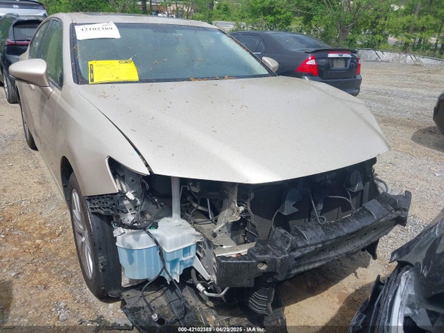 JTHBK1GG1F2157625 Lexus ES 350