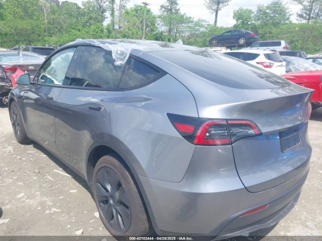 2024 TESLA MODEL Y 7SAYGAEE8RF178443 Photo 2