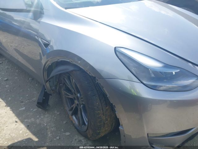 2024 TESLA MODEL Y 7SAYGAEE8RF178443 Photo 5