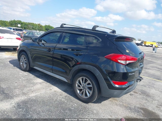 KM8J3CA45JU606589 Hyundai TUCSON SEL