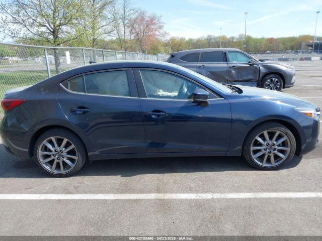 3MZBN1W36JM213063 Mazda Mazda3 Grand Touring