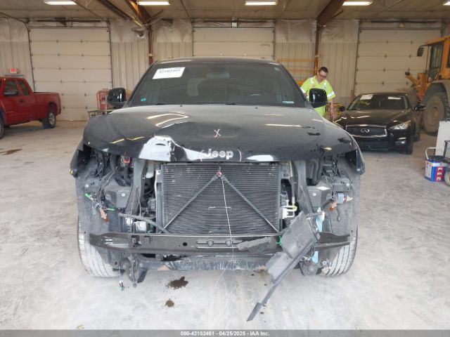 1C4RJFAG0JC503756 Jeep Grand Cherokee Laredo E 4x4