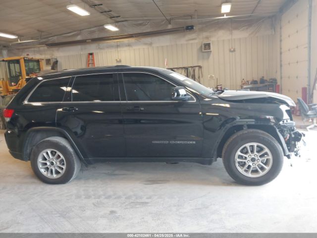 1C4RJFAG0JC503756 Jeep Grand Cherokee Laredo E 4x4