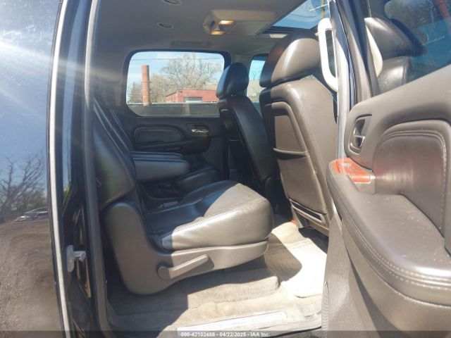 2010 CADILLAC ESCALADE ESV 1GYUKJEF7AR171835 Photo 7