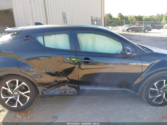 JTNKHMBX6L1085990 Toyota C-HR XLE