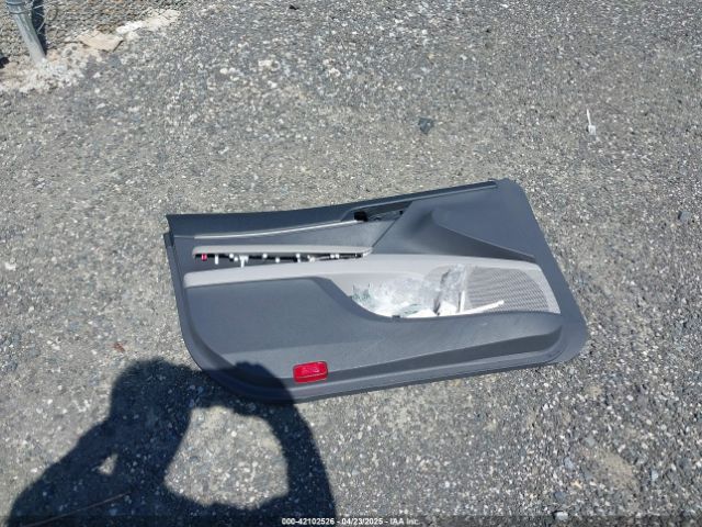 4T1C11AK3LU906023 Toyota CAMRY LE