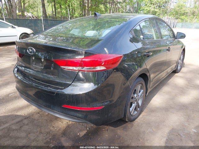 5NPD84LF0HH061056 Hyundai ELANTRA SE