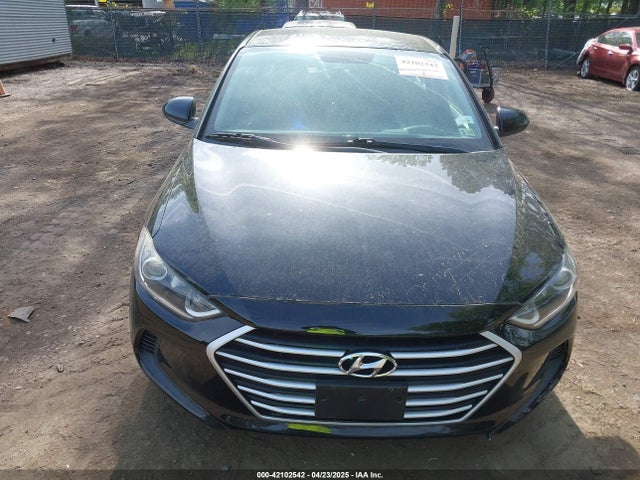 5NPD84LF0HH061056 Hyundai ELANTRA SE