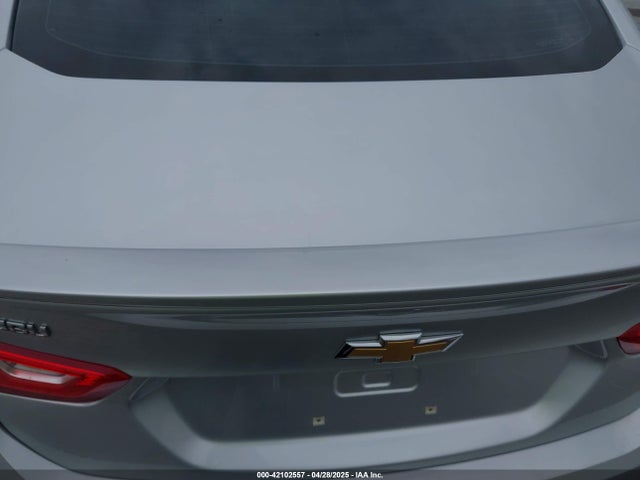 1G1ZD5ST9JF148638 Chevrolet MALIBU LT