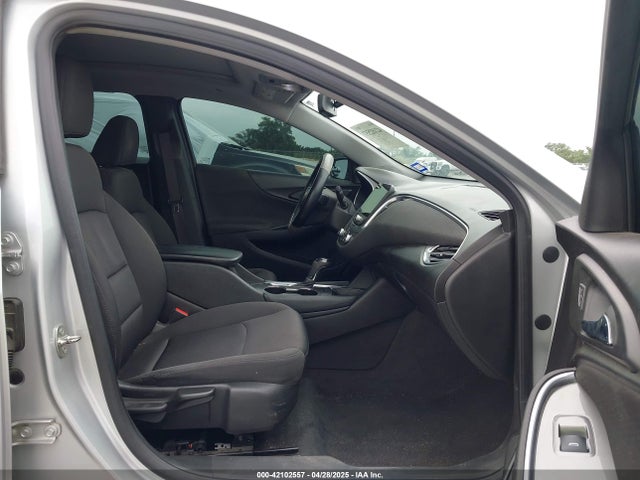1G1ZD5ST9JF148638 Chevrolet MALIBU LT