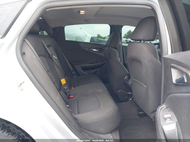 1G1ZD5ST9JF148638 Chevrolet MALIBU LT