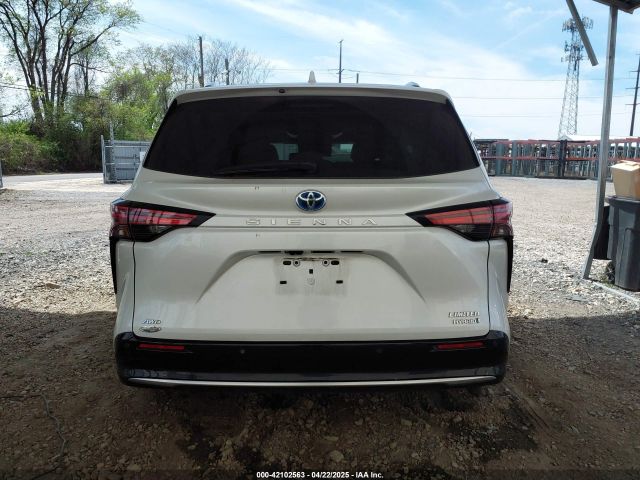 5TDZSKFC2NS041880 Toyota Sienna Limited