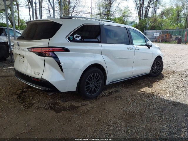 5TDZSKFC2NS041880 Toyota Sienna Limited