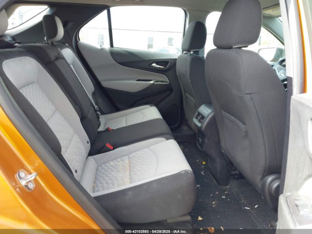 2GNAXHEV8J6131387 Chevrolet EQUINOX LS