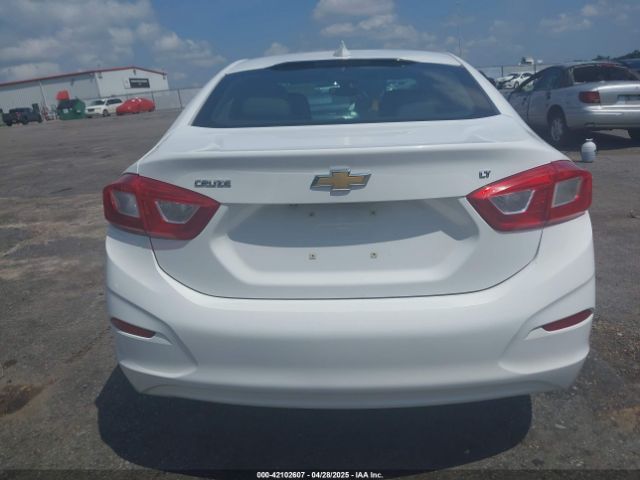 1G1BE5SM5H7123828 Chevrolet Cruze Lt Auto