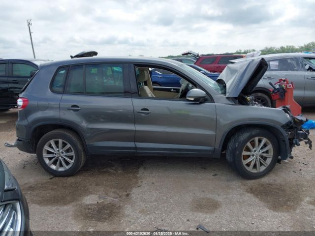 WVGAV3AXXEW507569 Volkswagen TIGUAN SE