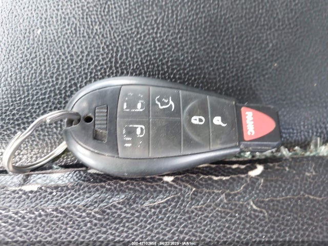 2C4RC1BG9ER348648 Chrysler 2014