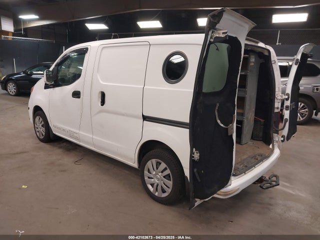 3N6CM0KN8HK707990 Nissan NV200 SV