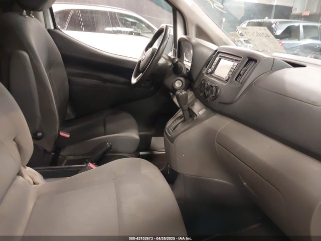 3N6CM0KN8HK707990 Nissan NV200 SV