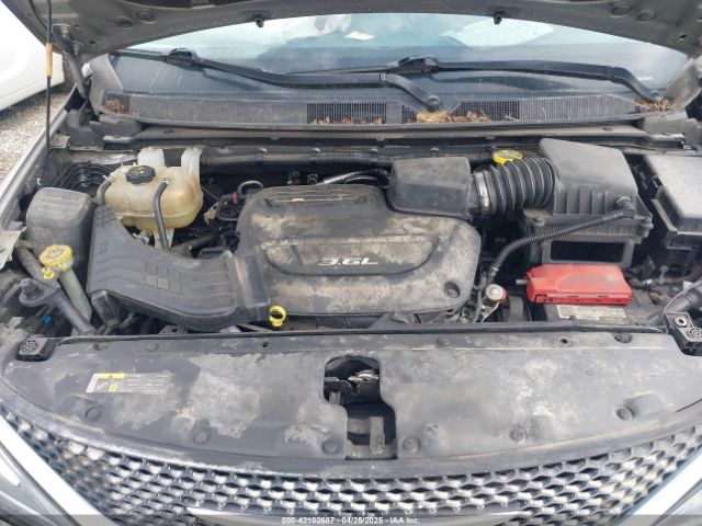 2C4RC1BG1HR753052 Chrysler Pacifica Touring Plus