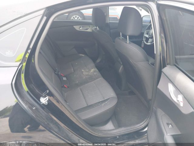 3KPF24AD9RE788732 KIA FORTE LX