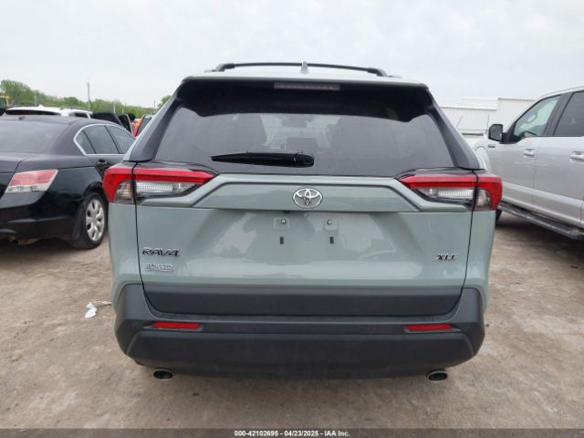 2T3C1RFV7PW258622 Toyota Rav4 Xle Premium
