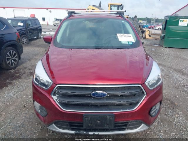 1FMCU9GD5JUD40586 Ford ESCAPE SE