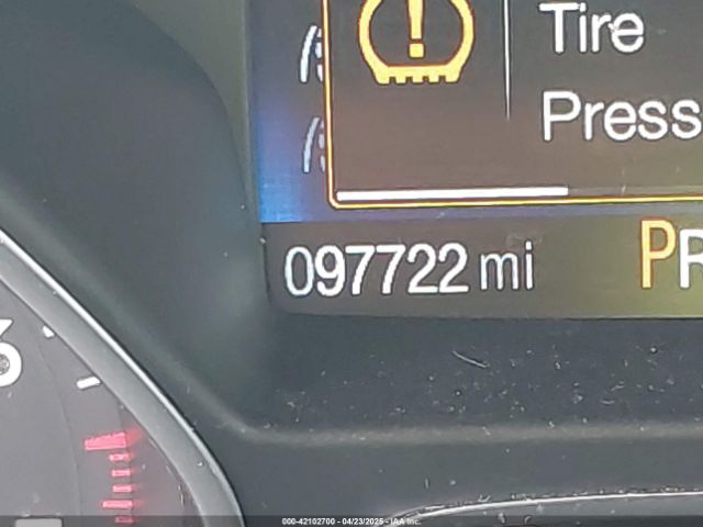 1FMCU9GD5JUD40586 Ford ESCAPE SE