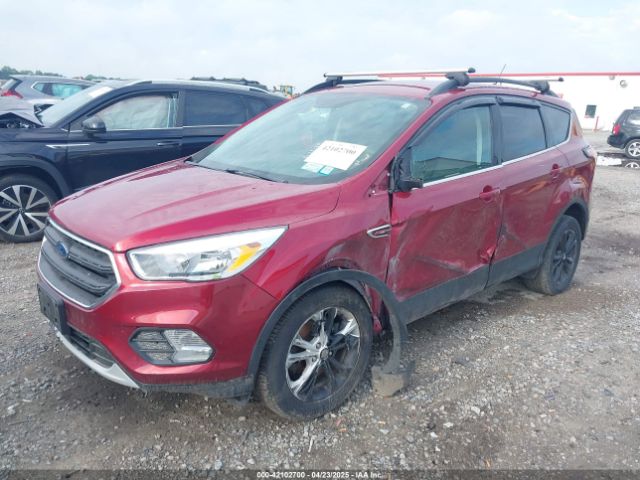 1FMCU9GD5JUD40586 Ford ESCAPE SE