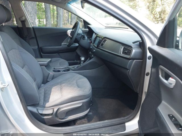 2019 KIA NIRO KNDCB3LC9K5217129 Photo 4