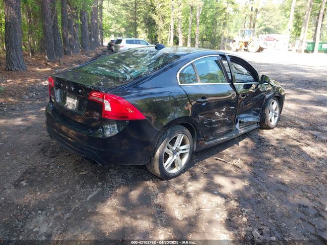 YV1612FH4E2286229 Volvo S60 T5