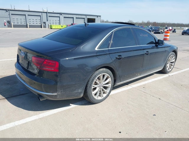 2011 AUDI A8 WAUAVAFD5BN022388 Photo 3