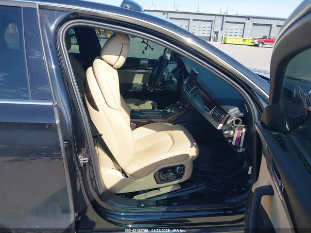 2011 AUDI A8 WAUAVAFD5BN022388 Photo 4