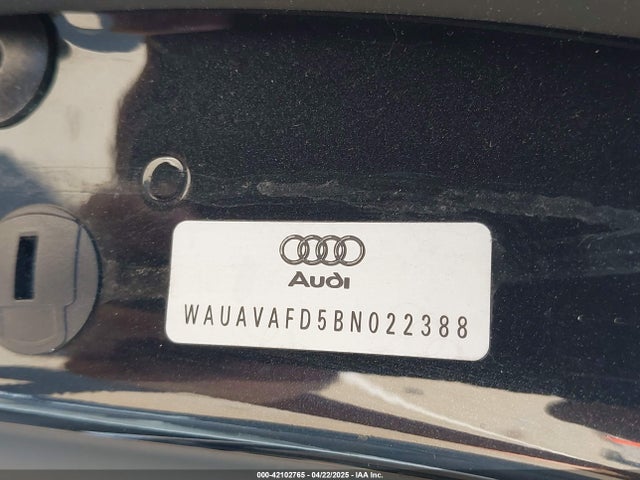 2011 AUDI A8 WAUAVAFD5BN022388 Photo 8