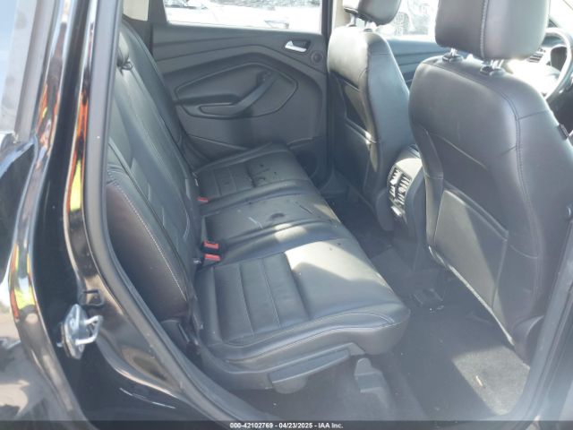 1FMCU9J94GUA06028 Ford Escape Titanium