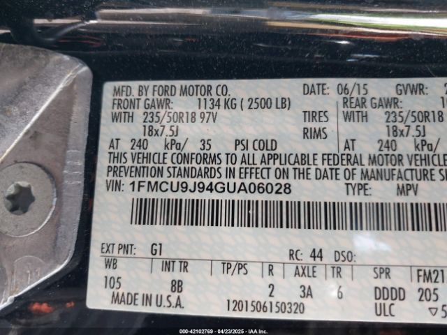 1FMCU9J94GUA06028 Ford Escape Titanium
