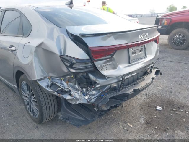 3KPF54ADXPE665459 KIA Forte Gt-line