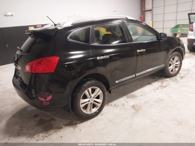 JN8AS5MT2FW655528 Nissan Rogue Select S