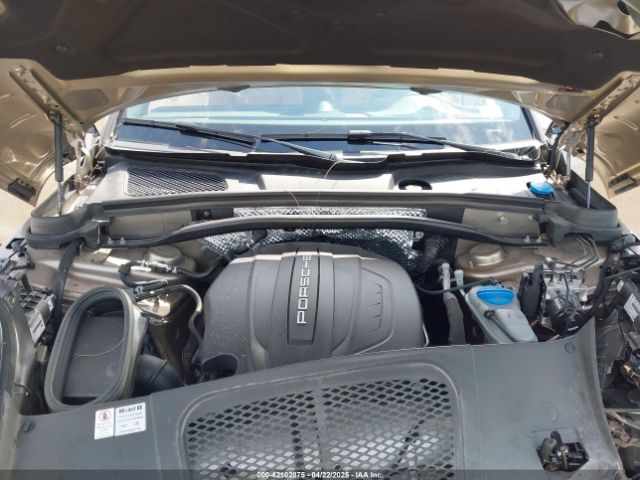 2018 PORSCHE MACAN WP1AA2A56JLB06040 Photo 9
