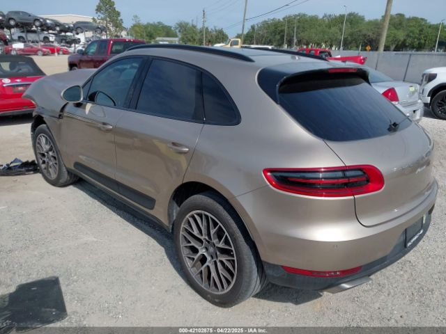 2018 PORSCHE MACAN WP1AA2A56JLB06040 Photo 2