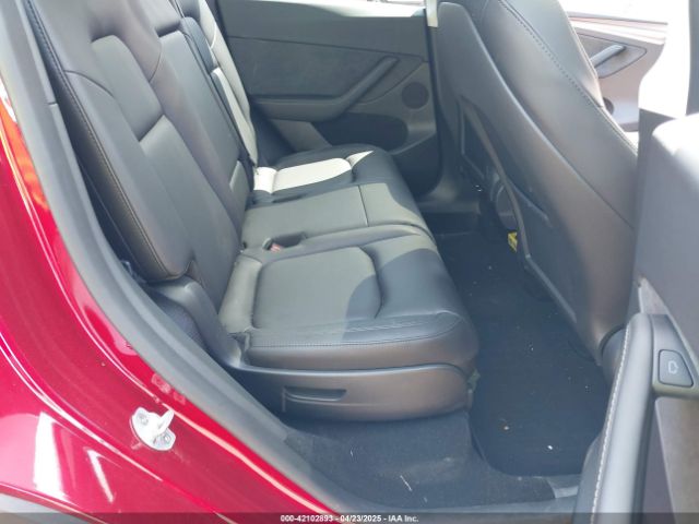 2024 TESLA MODEL Y 7SAYGAEE7RF167448 Photo 7
