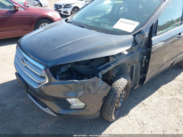 1FMCU9GD4JUD06445 Ford ESCAPE SE