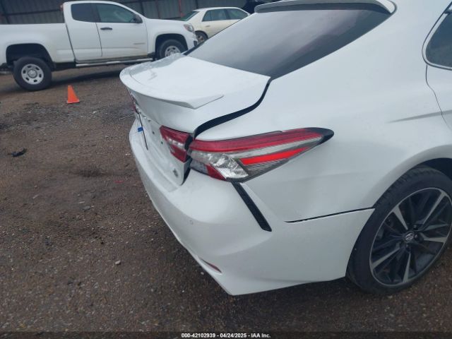 4T1B61HK3JU038265 Toyota CAMRY XSE