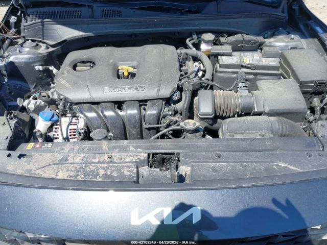3KPF24AD1RE758950 KIA Forte Lxs