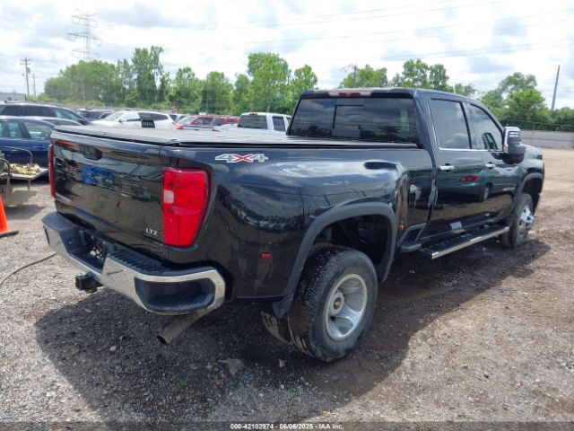 2022 CHEVROLET SILVERADO 3500HD 1GC4YUE71NF100927 Photo 3