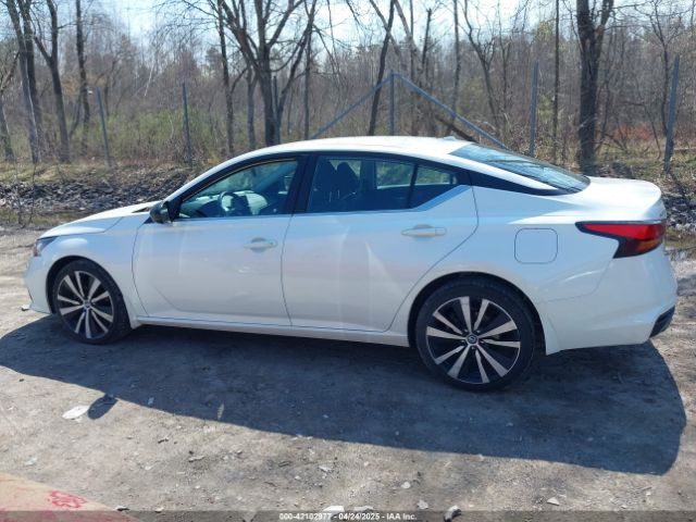 1N4BL4CW0LC235501 Nissan Altima Sr Intelligent Awd