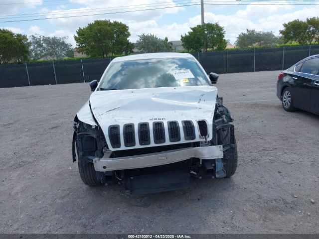 1C4PJLAB2FW566132 Jeep Cherokee Sport