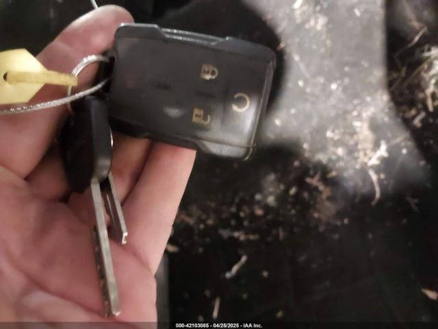3GTU2MECXGG227563 GMC Sierra 1500 Sle