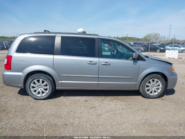 2C4RC1BG2GR288828 Chrysler Town & Country Touring