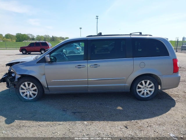 2C4RC1BG2GR288828 Chrysler Town & Country Touring